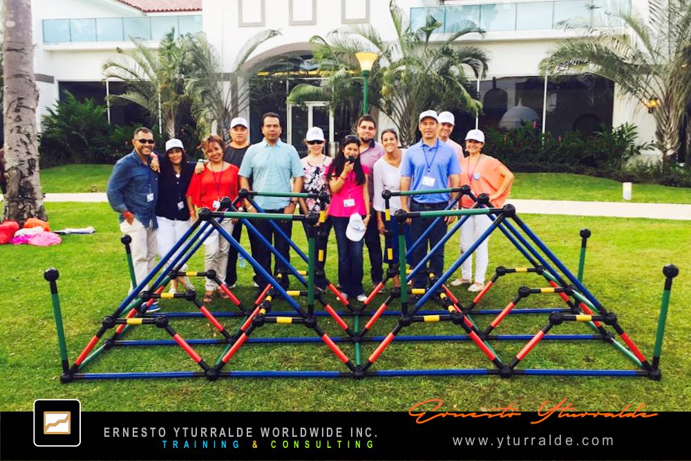 Talleres de Cuerdas Bajas en Panamá | Ernesto Yturralde Worldwide Inc.