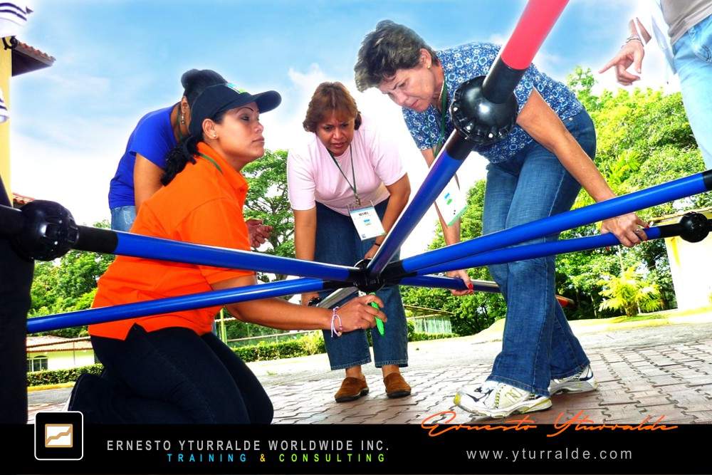 Talleres de Cuerdas Bajas en Panamá | Ernesto Yturralde Worldwide Inc.