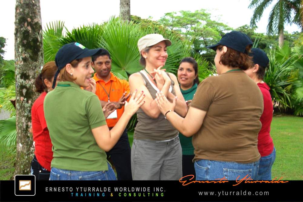 Talleres de Cuerdas Bajas en Panamá | Ernesto Yturralde Worldwide Inc.